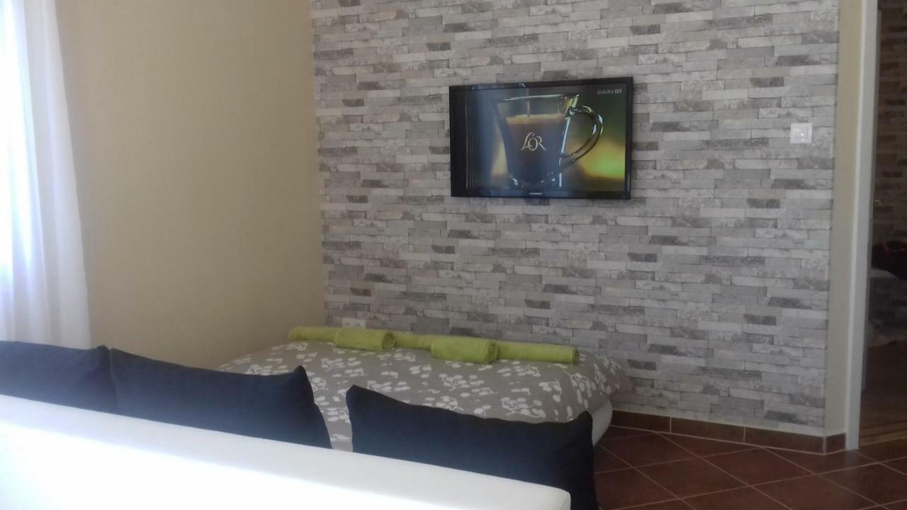 Hévíz Benelise Apartman מראה חיצוני תמונה