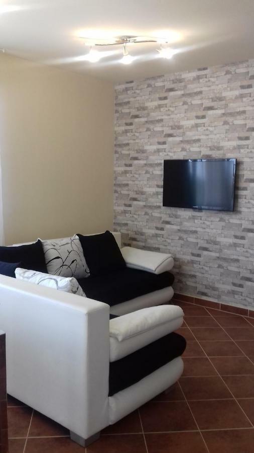 Hévíz Benelise Apartman מראה חיצוני תמונה